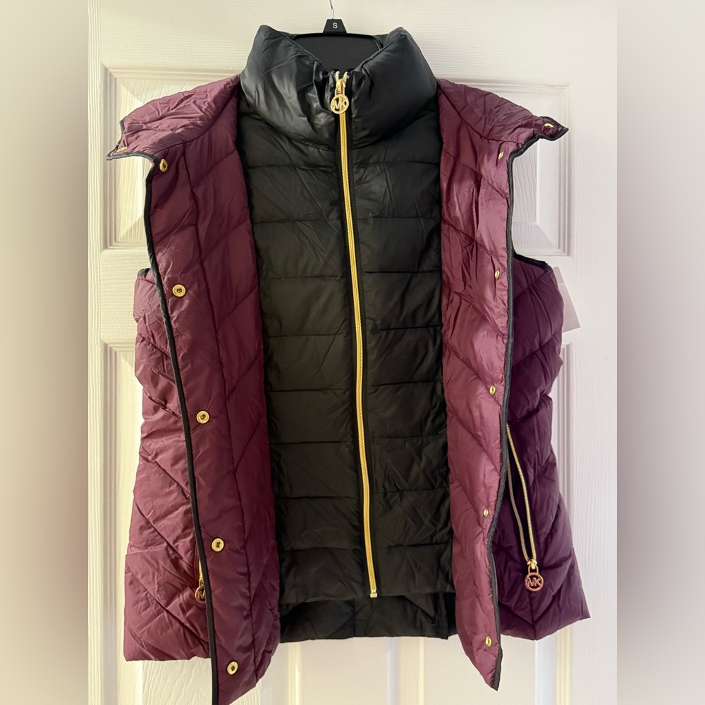NWT Burgundy and black light weight puffer vest